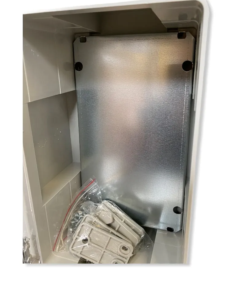 Schaltschrank ABS 400x600x200 mit Sichttür IP65 innen | Ekabel24 Shop